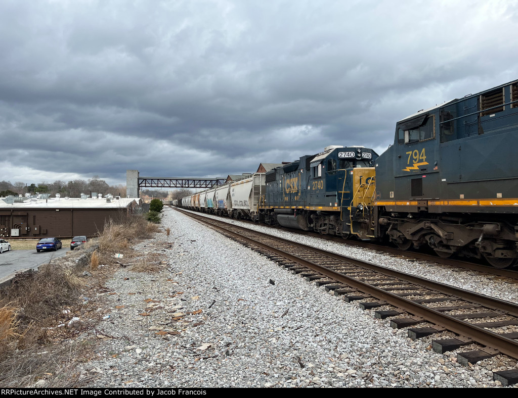 CSX 2740